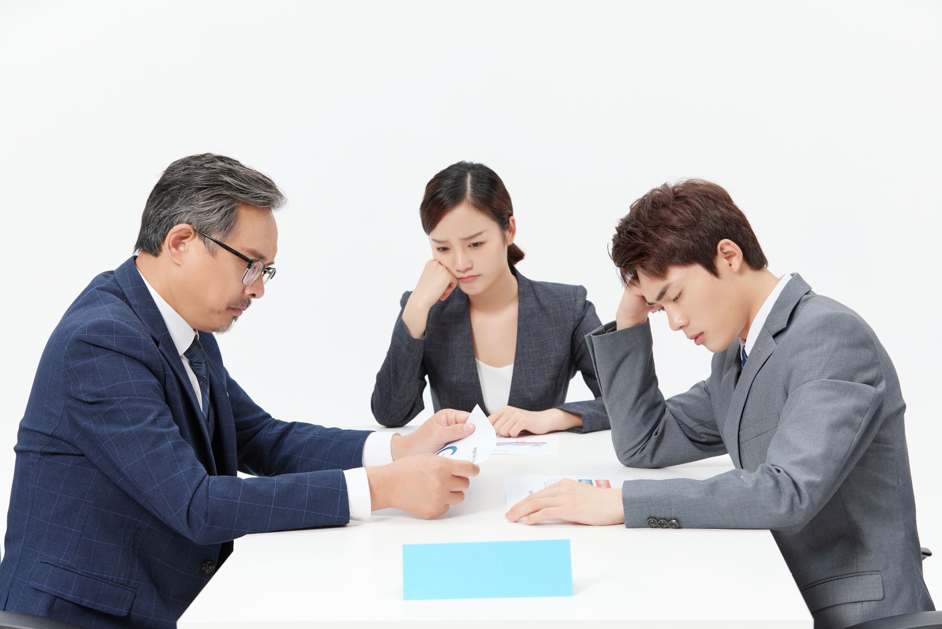 婚姻中的非常手段，外遇跟蹤找尋背後真相